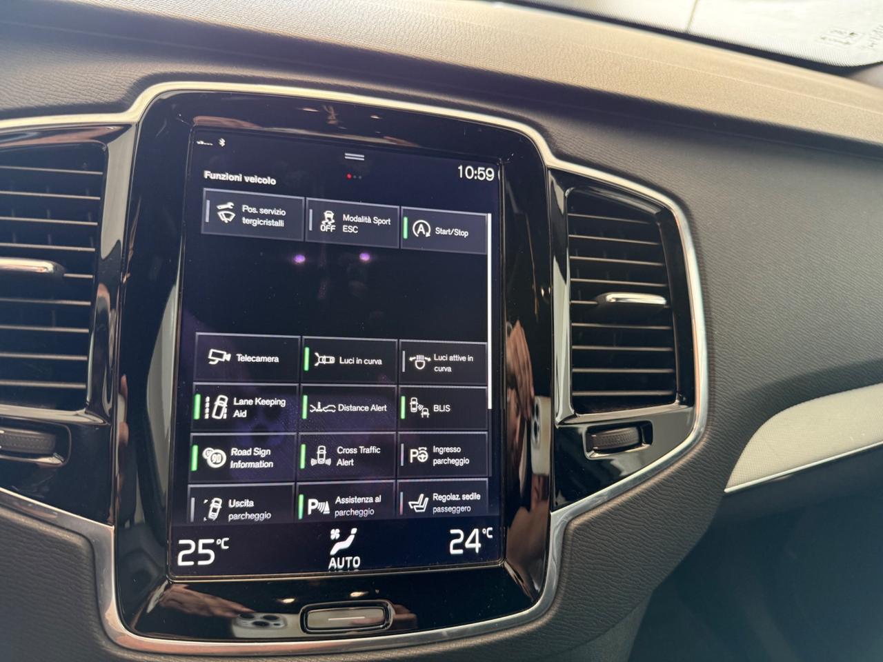 Volvo XC 90 XC90 D5 AWD Geartronic 7 posti R-design