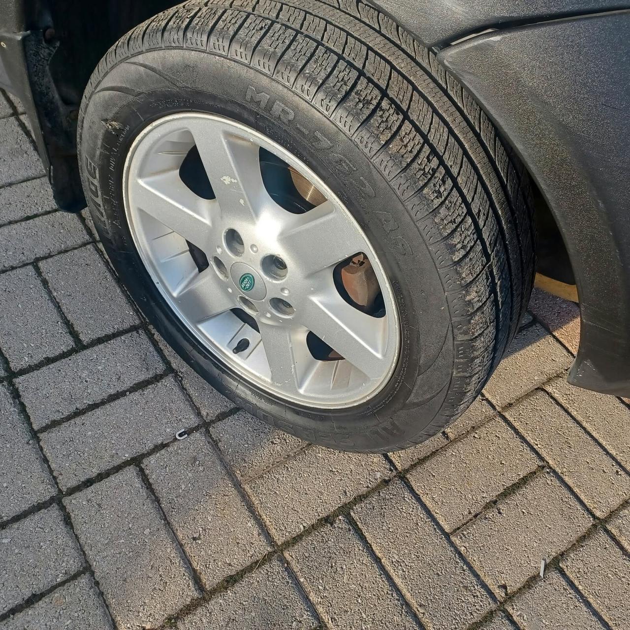4X4 INDISTRUTTIBILE FREELANDER 2.0 TDI