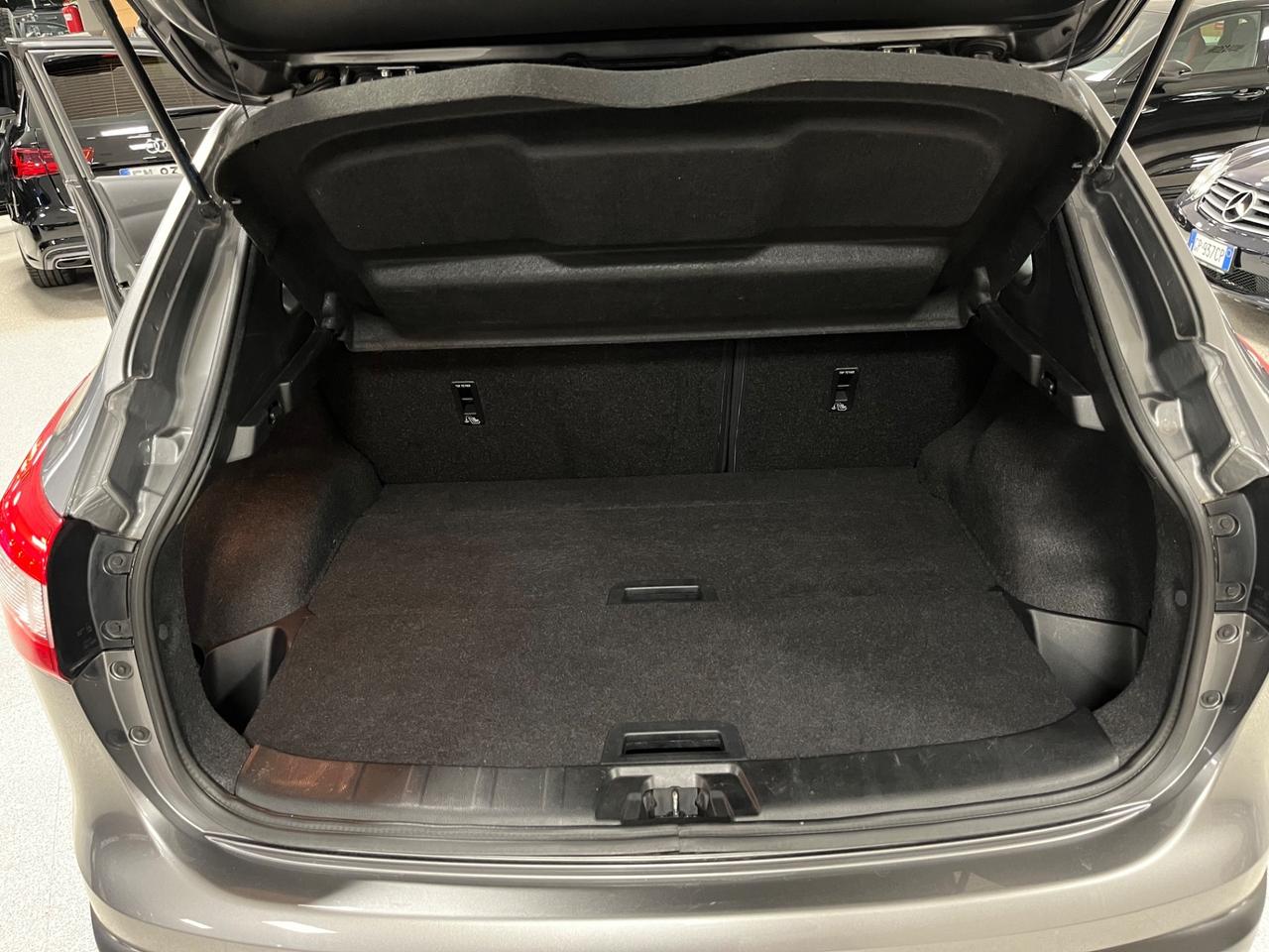 Nissan Qashqai 1.2 DIG-T 116cv Tekna 1 proprietario