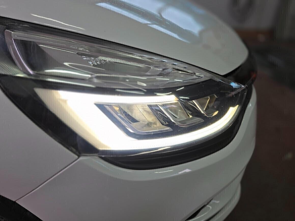 Renault Clio TCe 12V 75 CV 5 porte Moschino Life