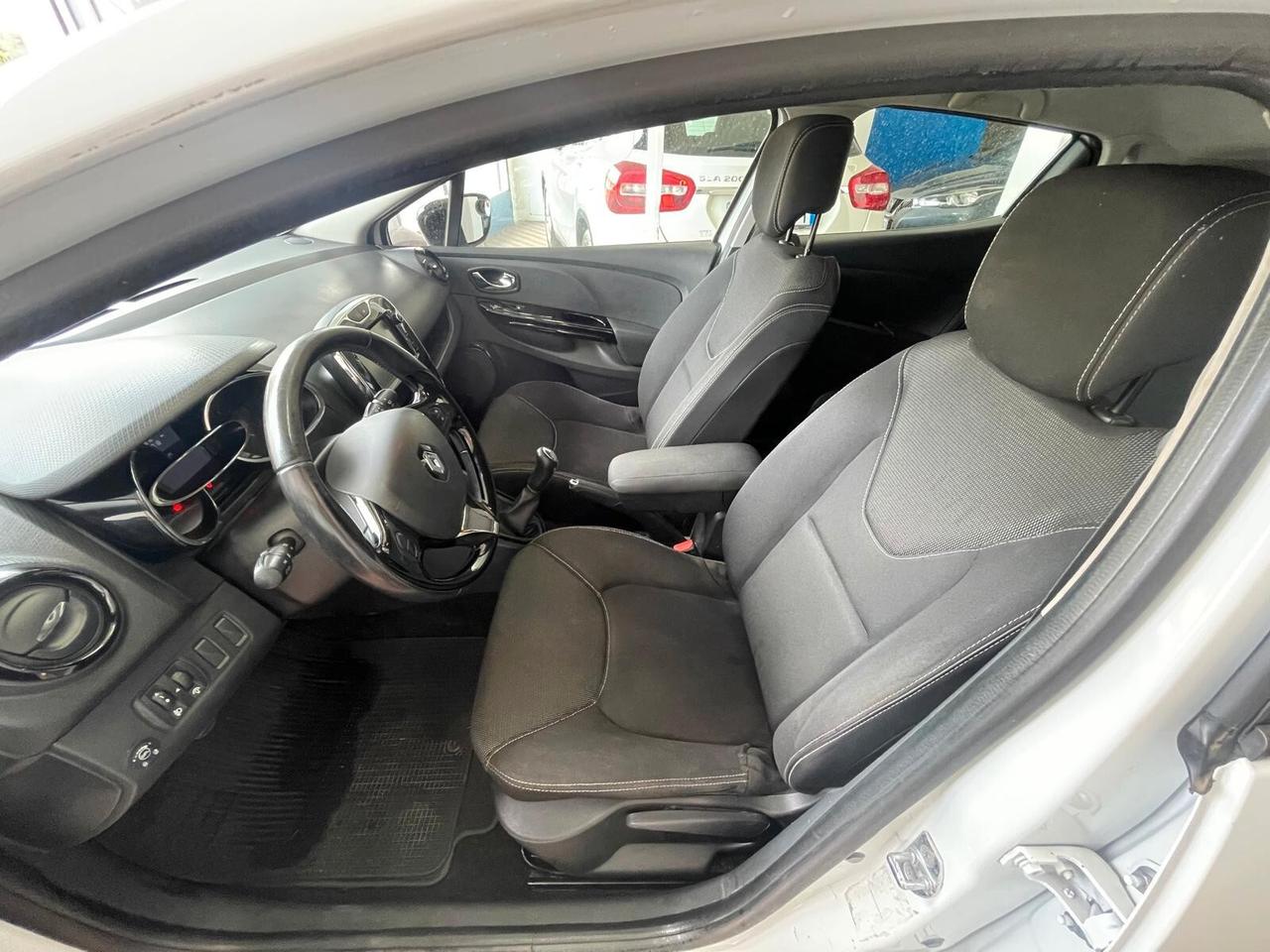 Renault Clio 1.2 75CV GPL 5 porte