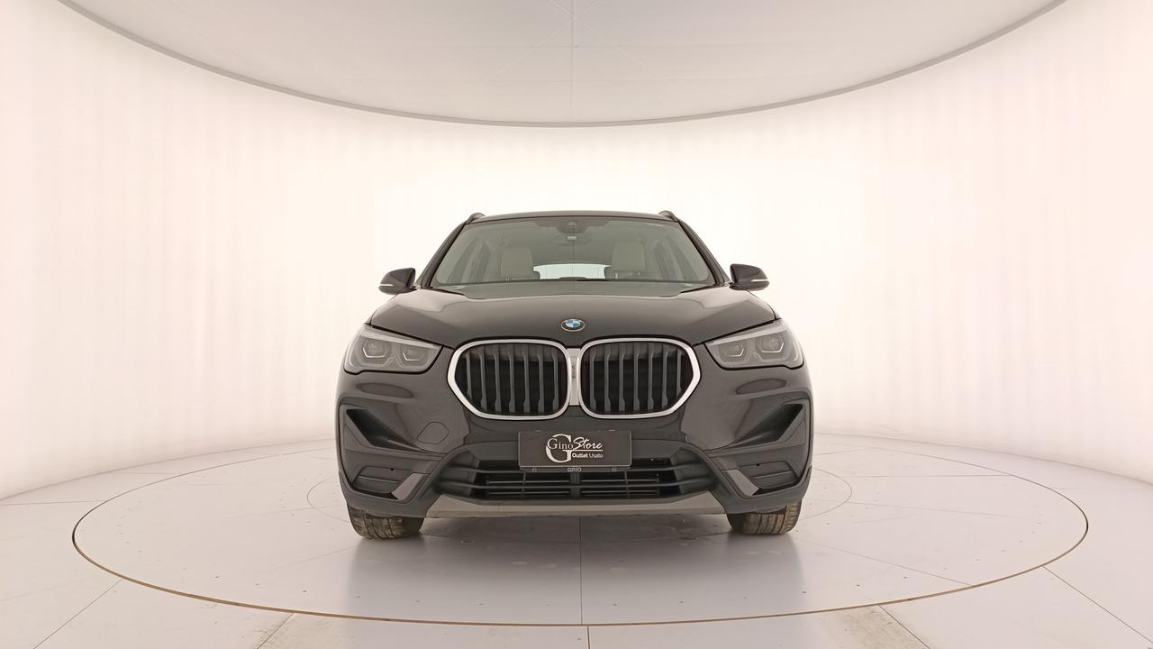 BMW X1 F48 2019 - X1 sdrive18i Advantage 136cv