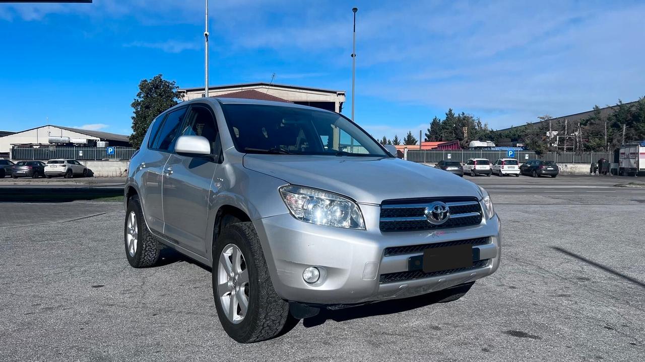 Toyota RAV 4 RAV4 2.2 D-4D 136 CV Sol