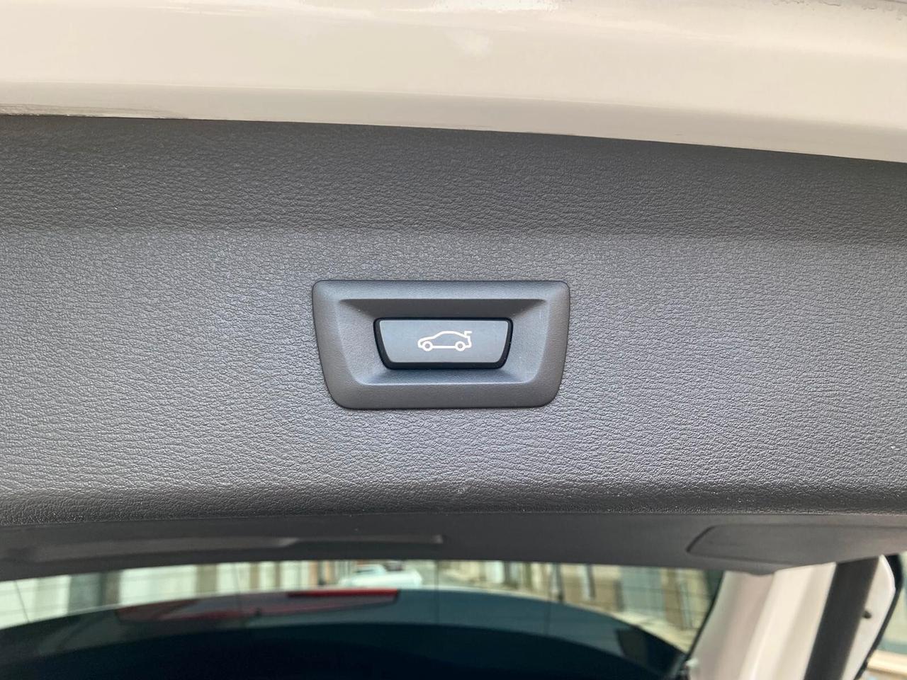 BMW X1 16D X-LINE S-DRIVE 1.5 116CV PELLE NAVI CAM ANNO 2022