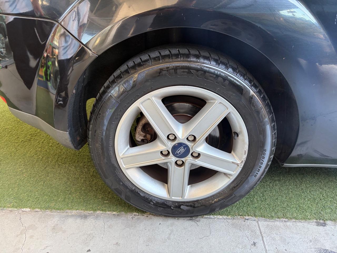 Ford Focus C-Max 2.0 TDCi (136CV) CC Sport DPF