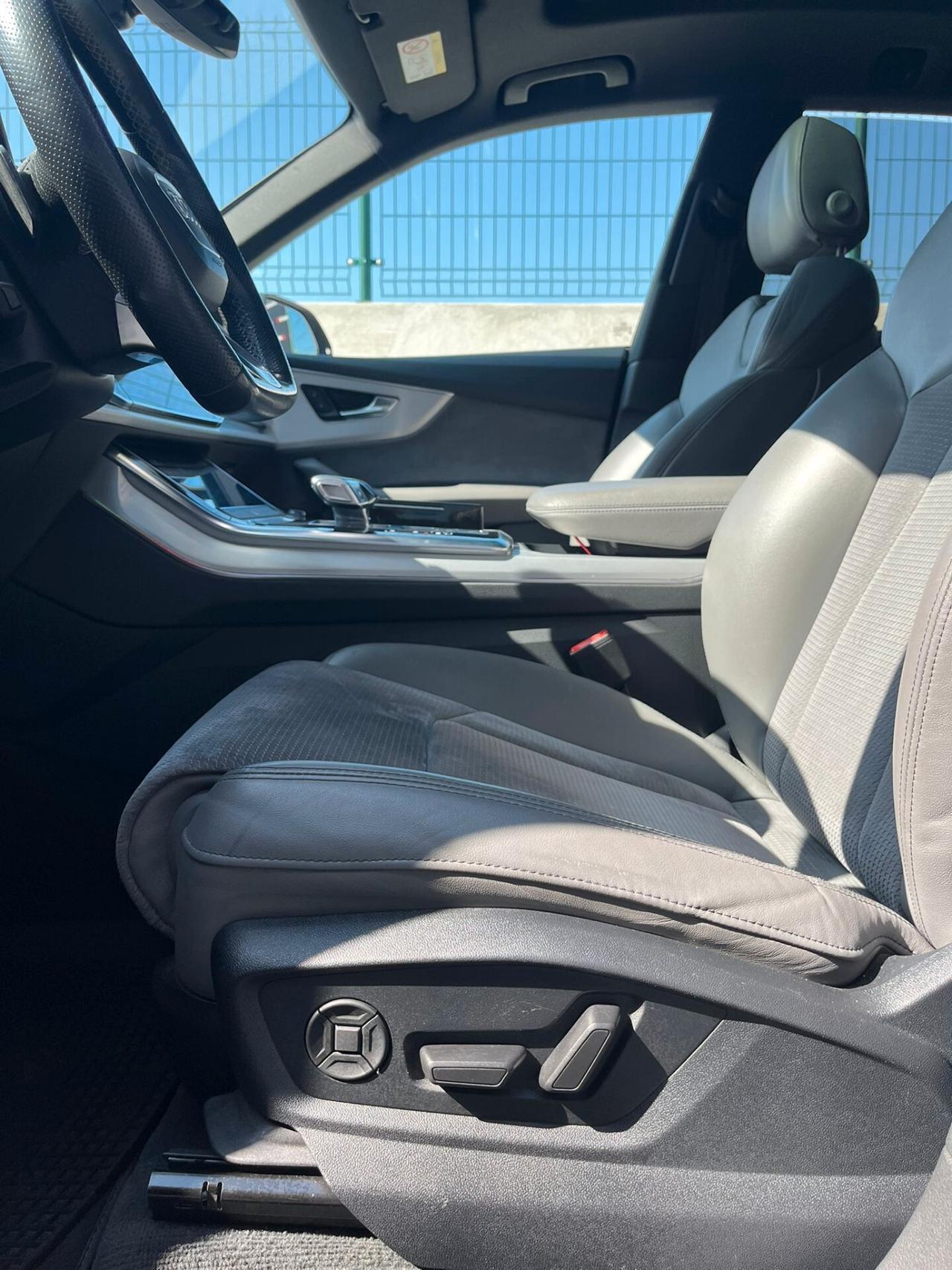 Audi Q8 50 TDI 286 CV quattro tiptronic Sport