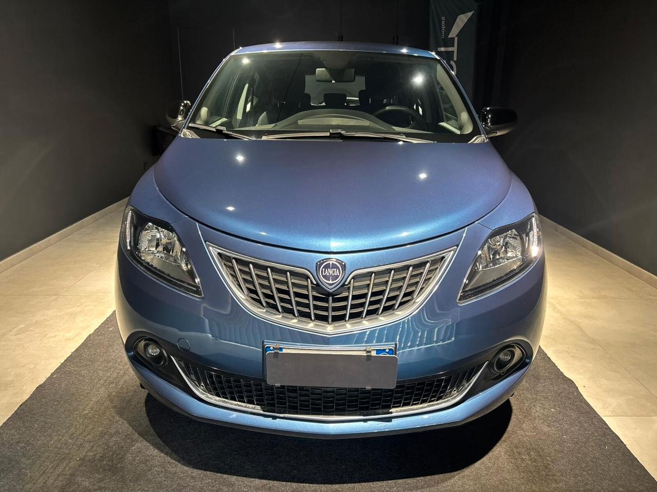 Lancia Ypsilon 1.0 FireFly 5 porte S&S Hybrid Gold Plus
