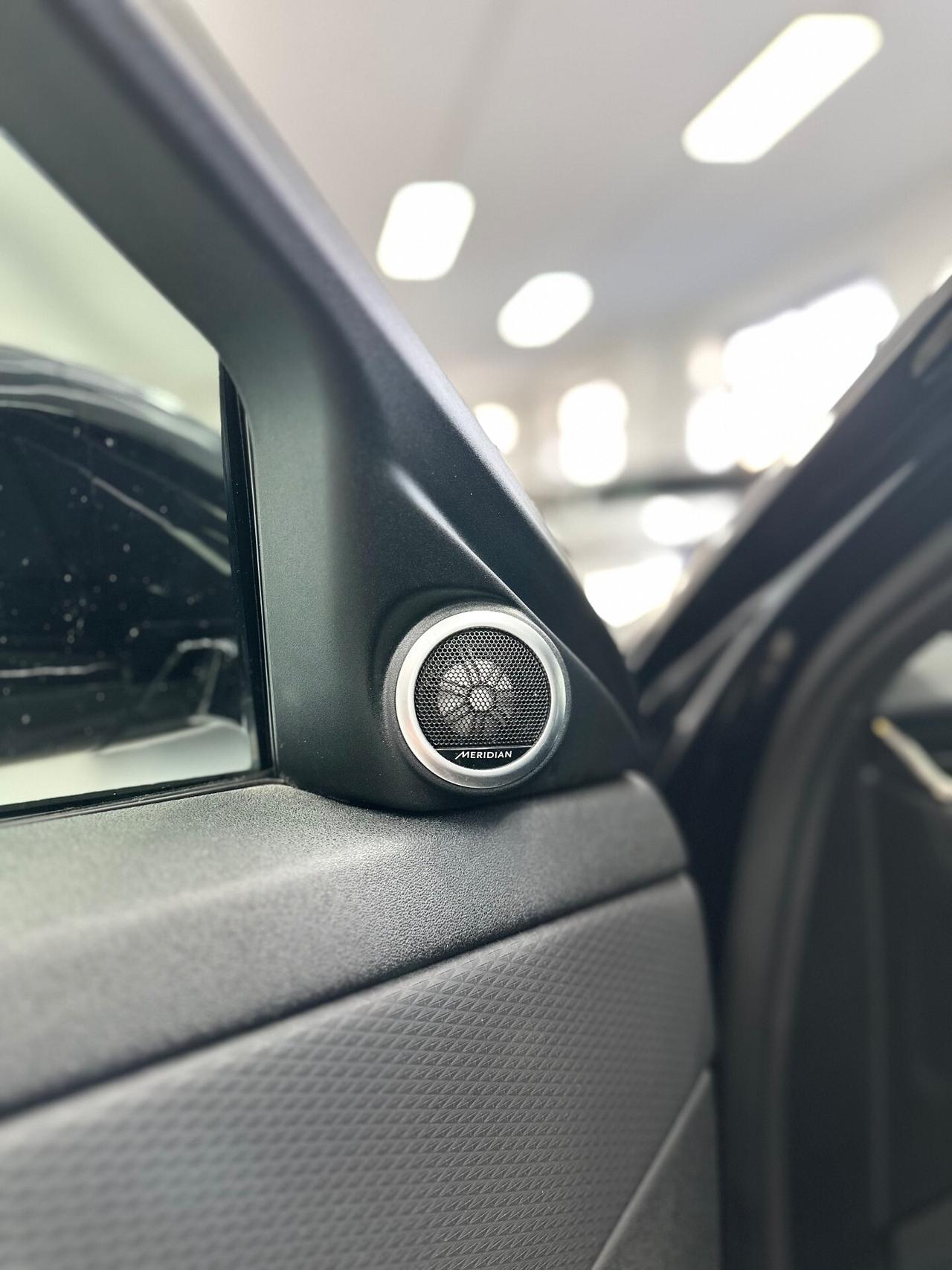 Land Rover Range Evoque R-Dynamic HSE 2.0D I4 163 CV