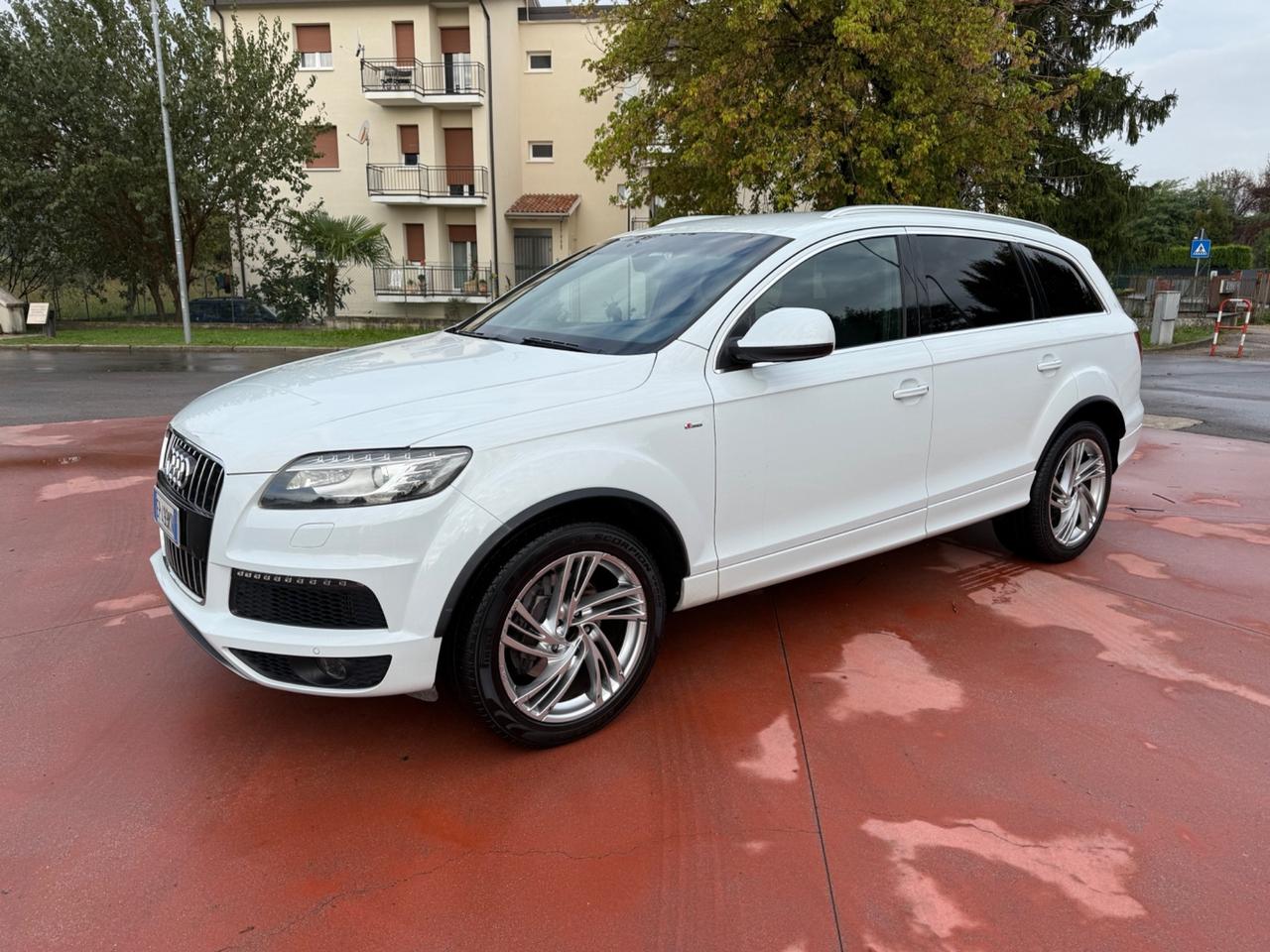 Audi Q7 3.0 V6 TDI quattro tiptronic edition
