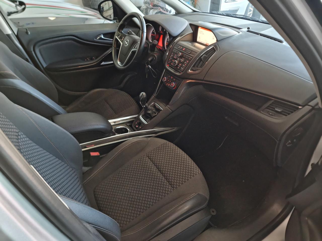 Opel Zafira Tourer 7 POSTI BENZINA
