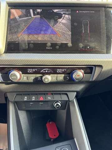 Audi A1 SPB 30 TFSI S tronic S line edition LED-APP-17"