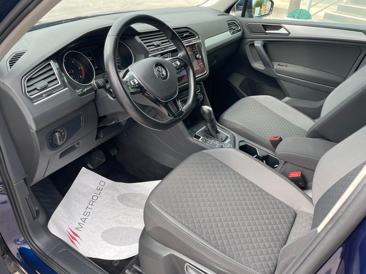 Volkswagen Tiguan 2.0 TDI SCR DSG 4MOTION Business BMT