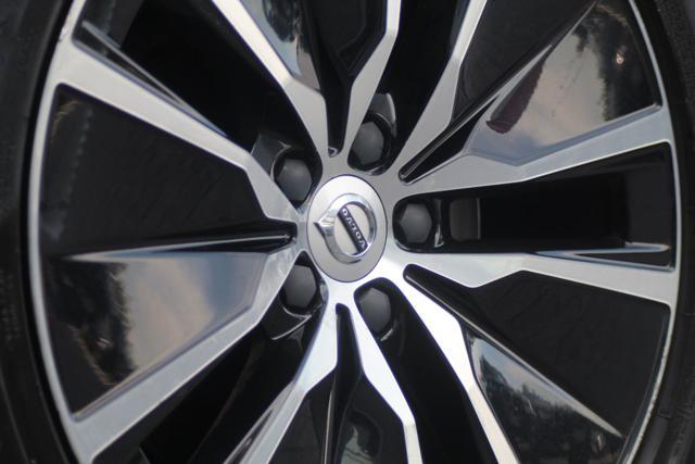 VOLVO XC90 B5 (d) AWD Pezzo Netto 7 posti Business Plus