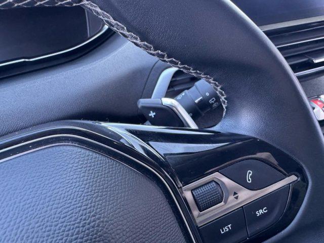 PEUGEOT 5008 130cv EAT8 ALLURE IVA ESPOSTA 7 POSTI automatica