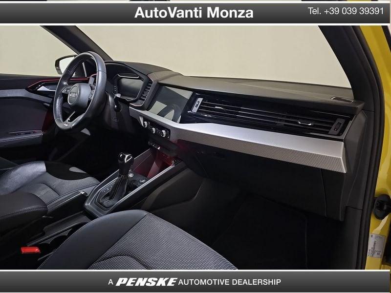 Audi A1 A1 Citycarver 30 1.0 tfsi Identity Contrast 116cv s-tronic