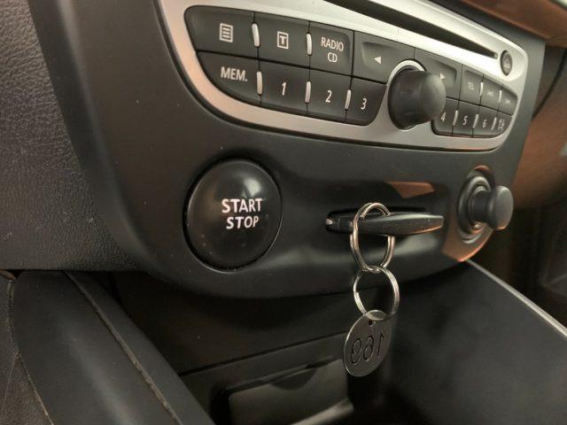 RENAULT Megane 1.5 dCi 110CV Full Optional + Navigatore