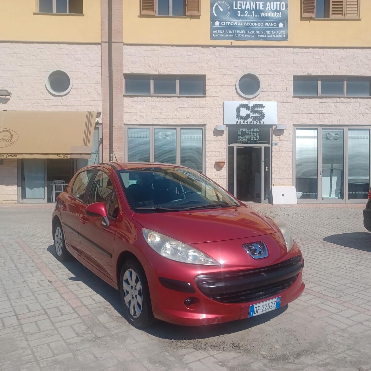113588KM PEUGETO 207 1.4 HDI NEOPATENTATI