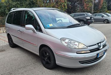 Peugeot 807 2.0 HDi FAP SV