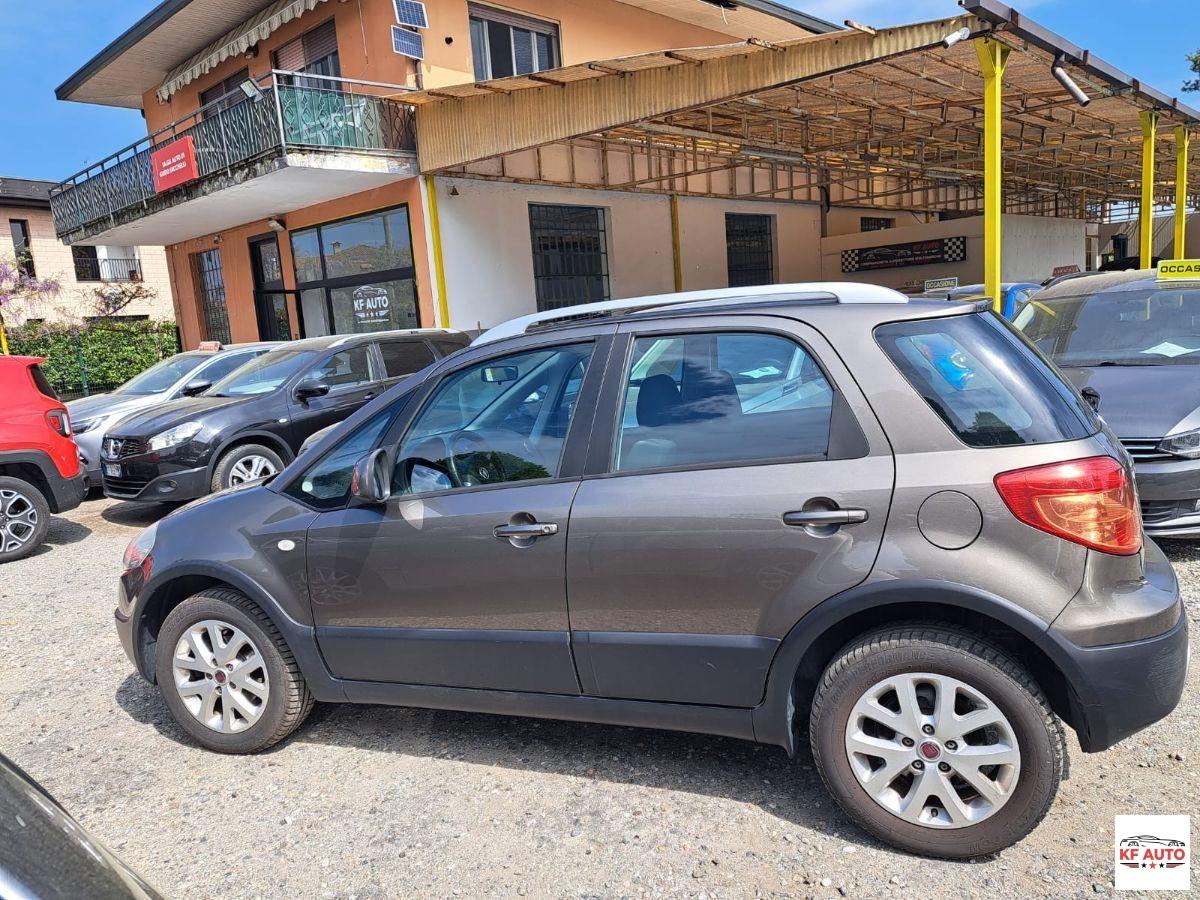 FIAT - Sedici 2.0 mjt Emotion 4x4 135cv