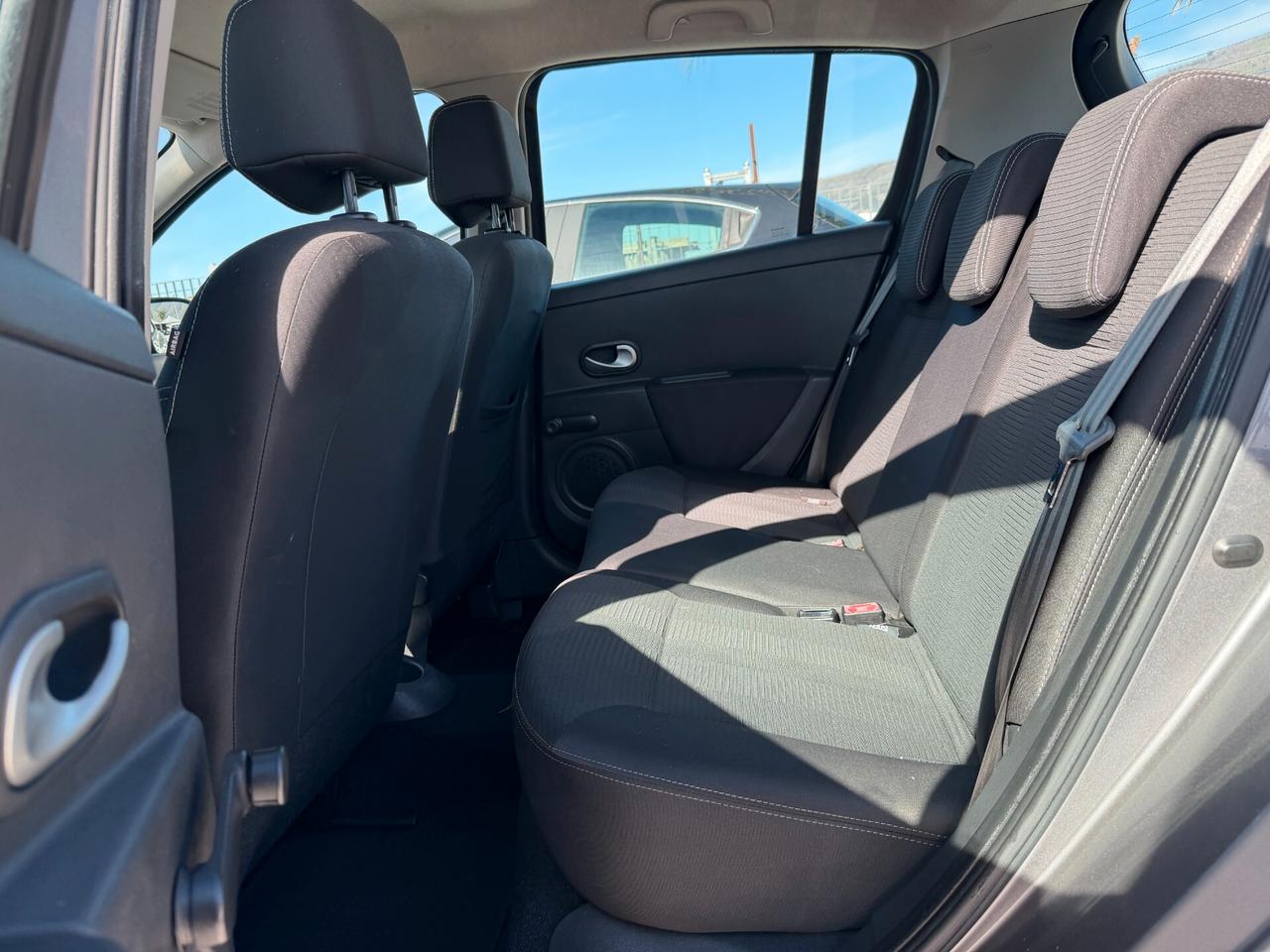 RENAULT CLIO 2010 1.2 BENZINA/GPL 75 CV *TAGLIANDATA