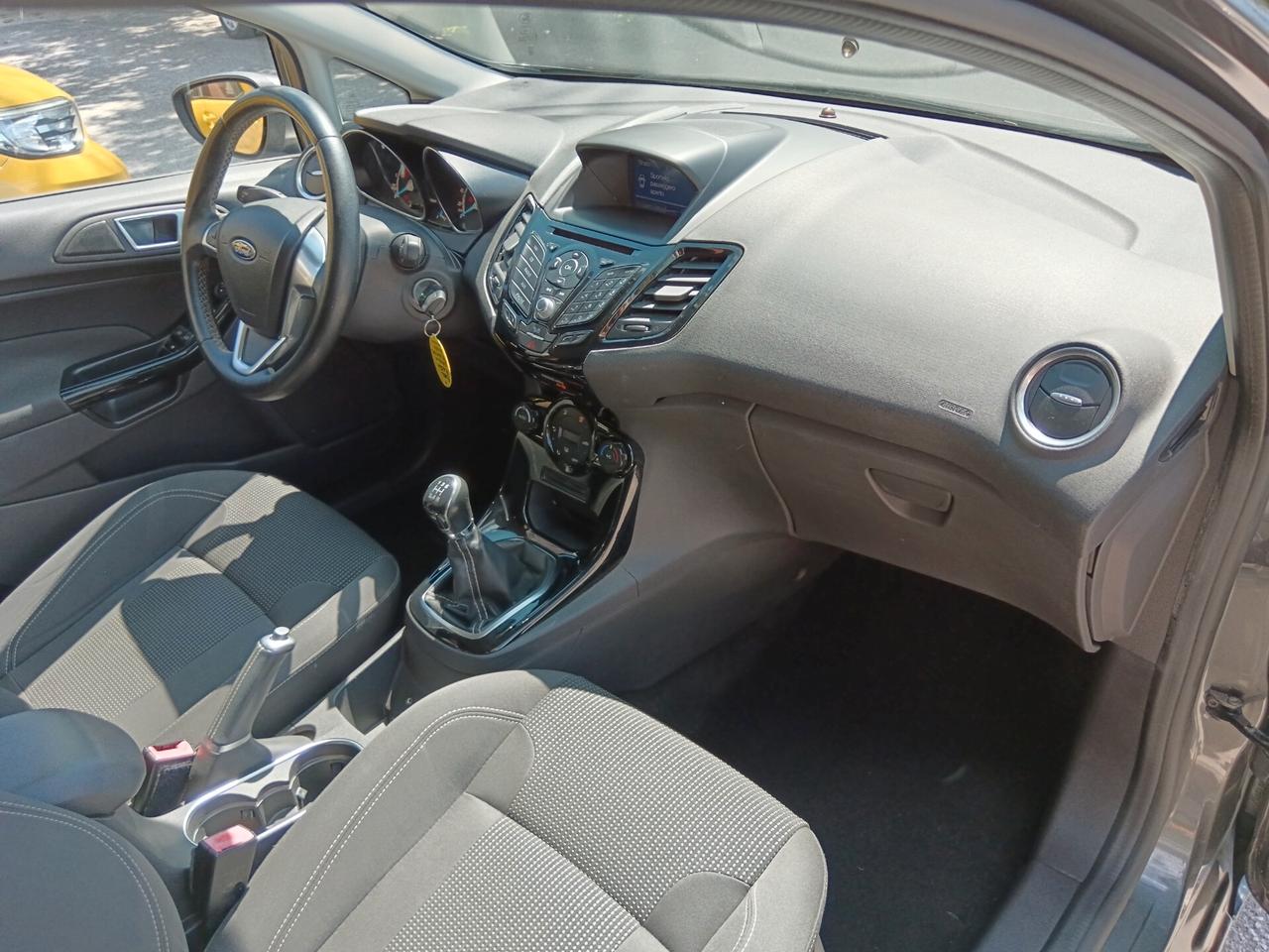 Ford Fiesta 1.5 TDCi 75CV TITANIUM NUOVISSIMA