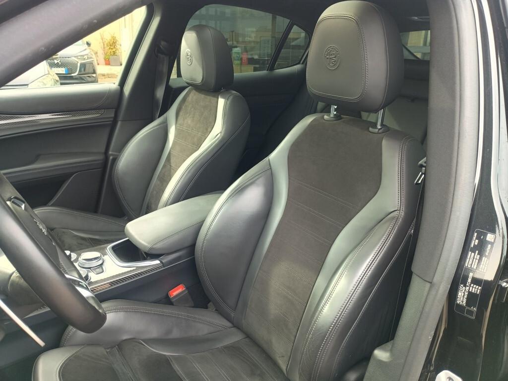 Alfa Romeo Stelvio 2.9 Bi-Turbo V6 510 CV AT8 Q4 Quadrifoglio