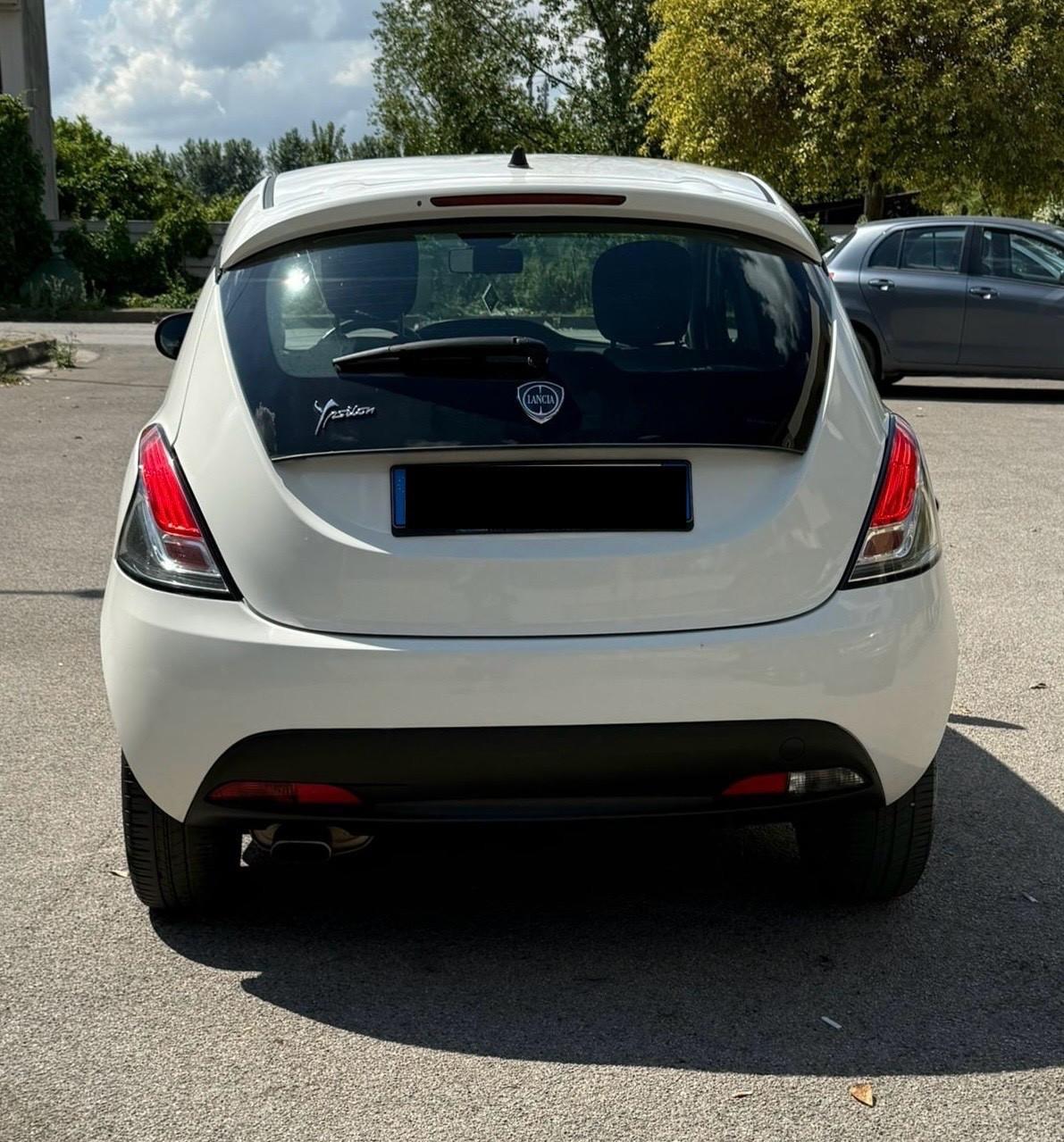 Lancia Ypsilon 1.2 Benzina 69Cv *PLATINUM* 12/2012