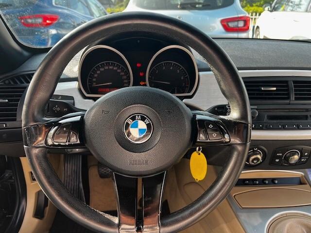 BMW Z4 Roadster 2.5i "HARD TOP / FARI XENO / PDC"