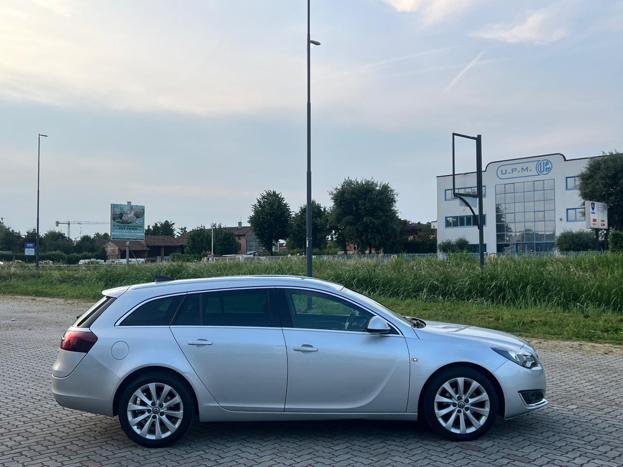 Opel Insignia 2.0 CDTI 140CV Ecopower 104gr. Sports Tourer Cosmo Business