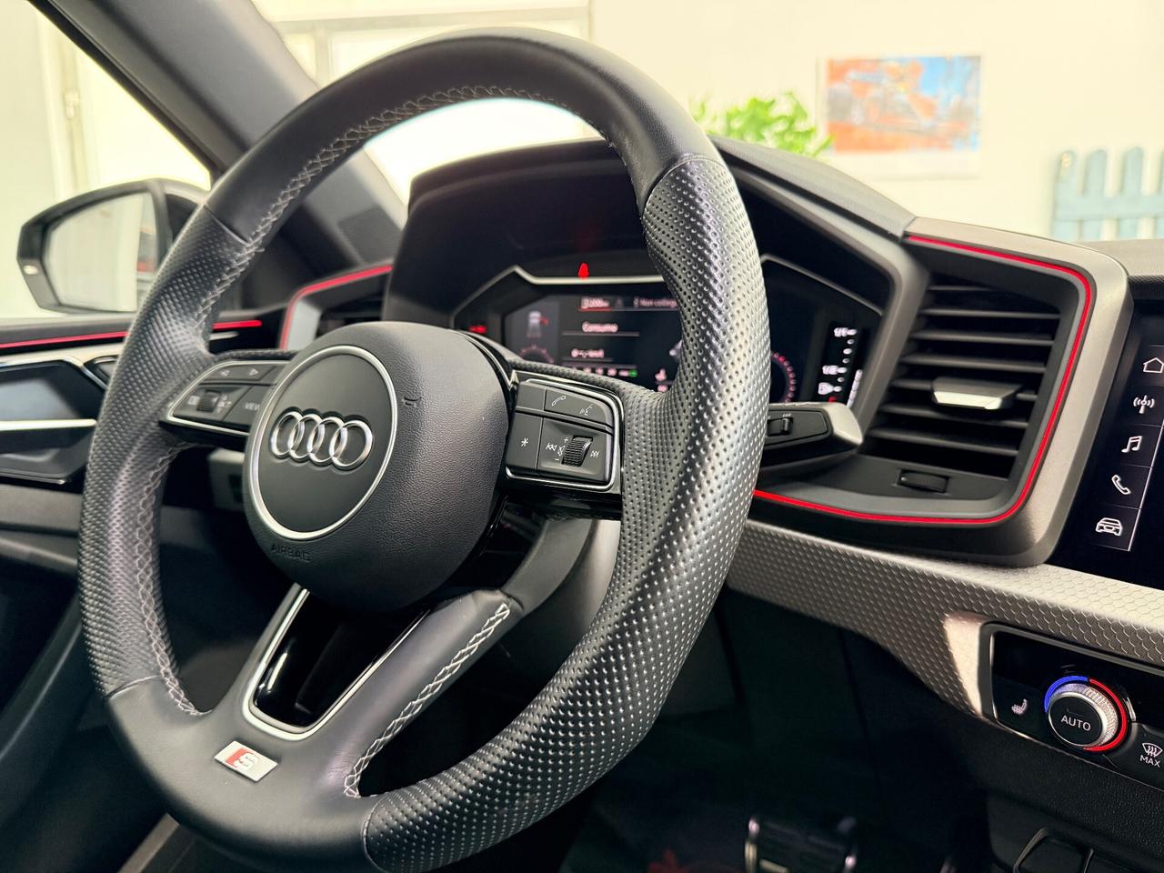 Audi A1 allstreet 30 TFSI S tronic Identity Contrast 110cv