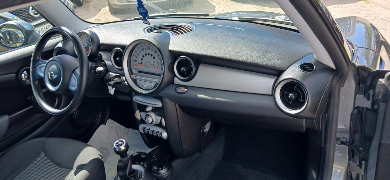Mini One 1.4 16V Ray - 2010 Neopatentati
