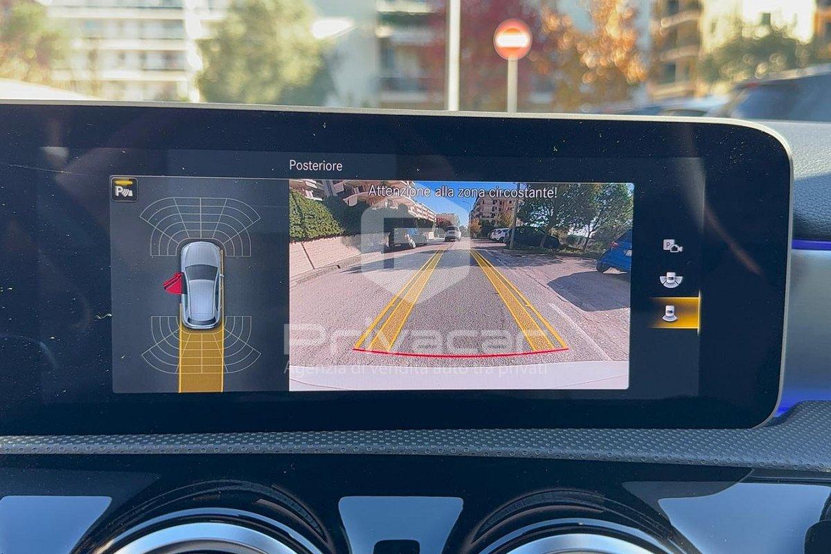 MERCEDES A 180 d Automatic Premium