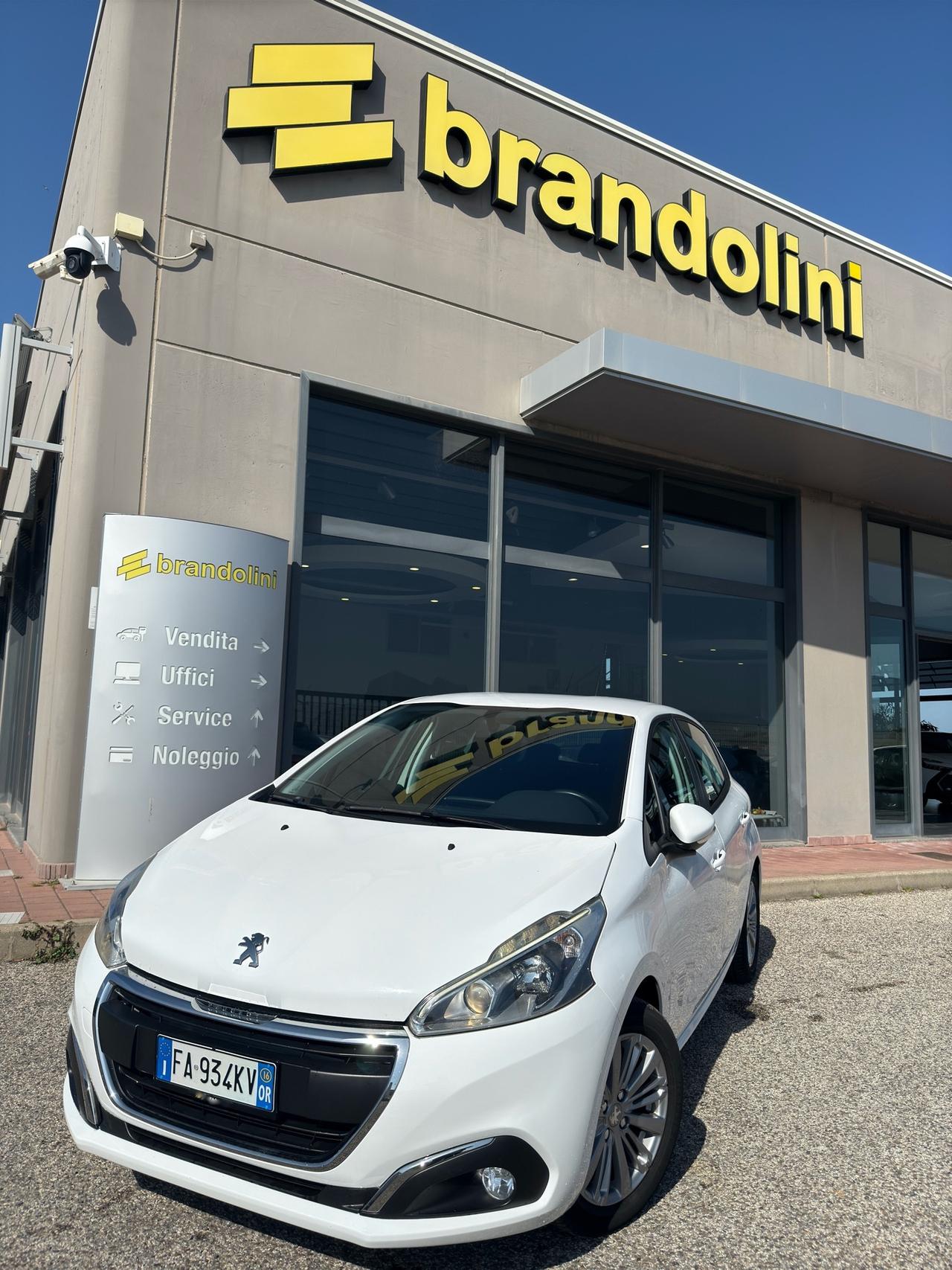 PEUGEOT 208 1.2 ALLURE my16" 79000KM UNIPROP.