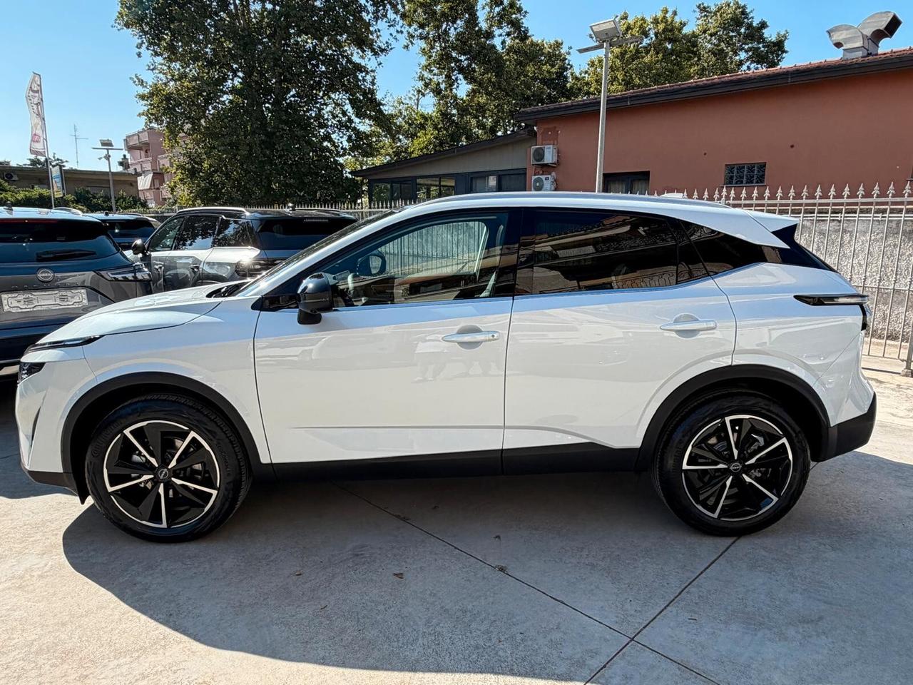 Nissan Qashqai MHEV 158 CV Tekna Tetto Pano. 19"
