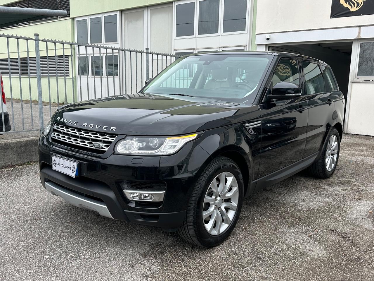 Land Rover Range Rover Sport 3.0 TDV6 HSE Dynamic