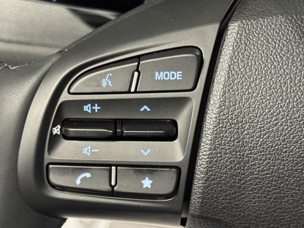 Hyundai i10 1.0 mpi Connectline 63cv auto Nav App Con 15" Neop