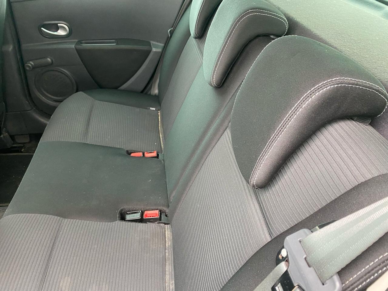 Renault Clio 1.2 16V 5 porte Dynamique