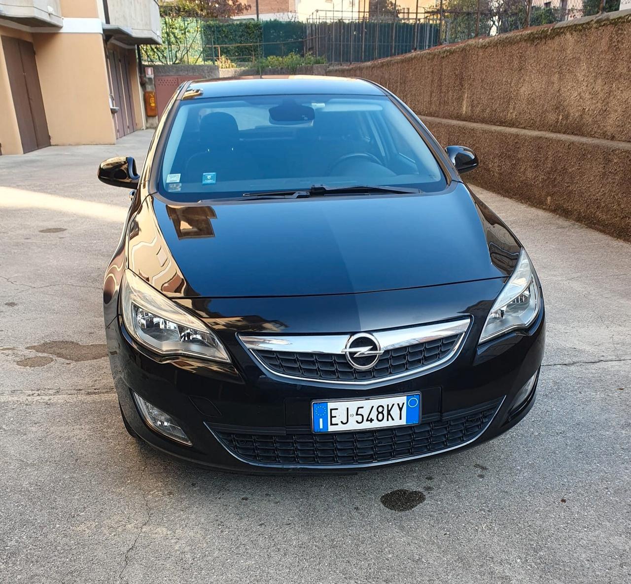 Opel Astra 1.4 100CV 5 porte Elective