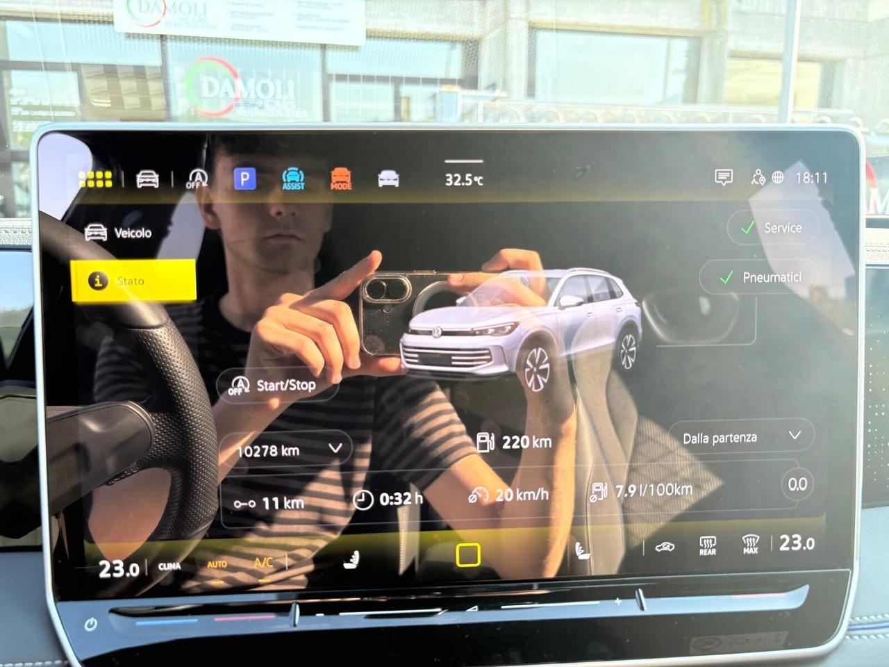 Volkswagen Tiguan VOLKSWAGEN TIGUAN 2.0 TDi R-LINE