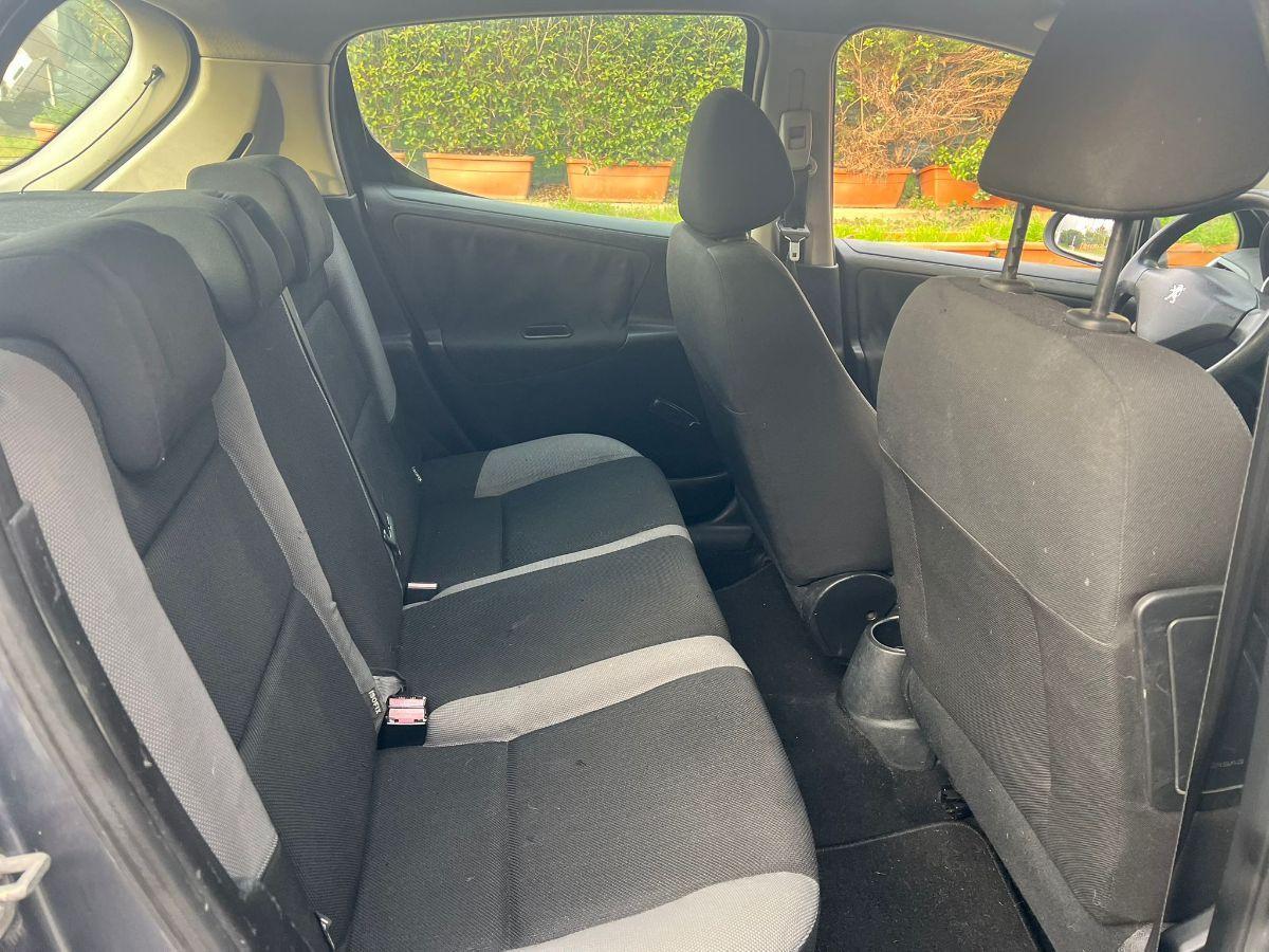 PEUGEOT - 207 - HDi 70CV 5p. ONE Line