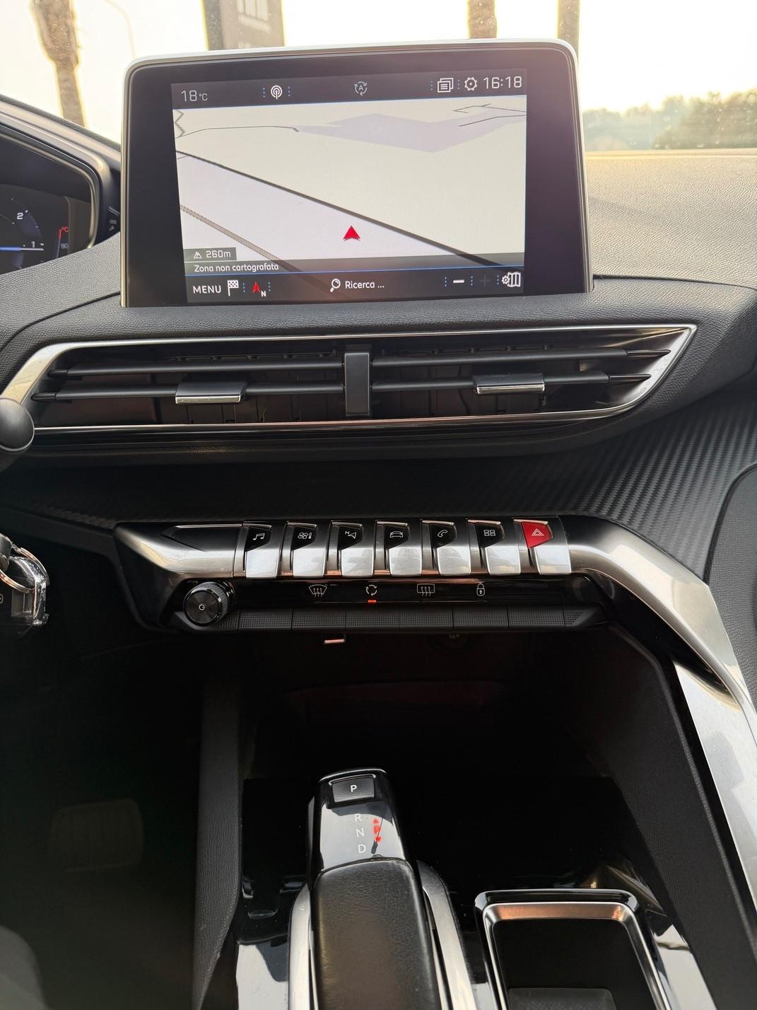 Peugeot 3008 1.5 diesel 130 cv Business