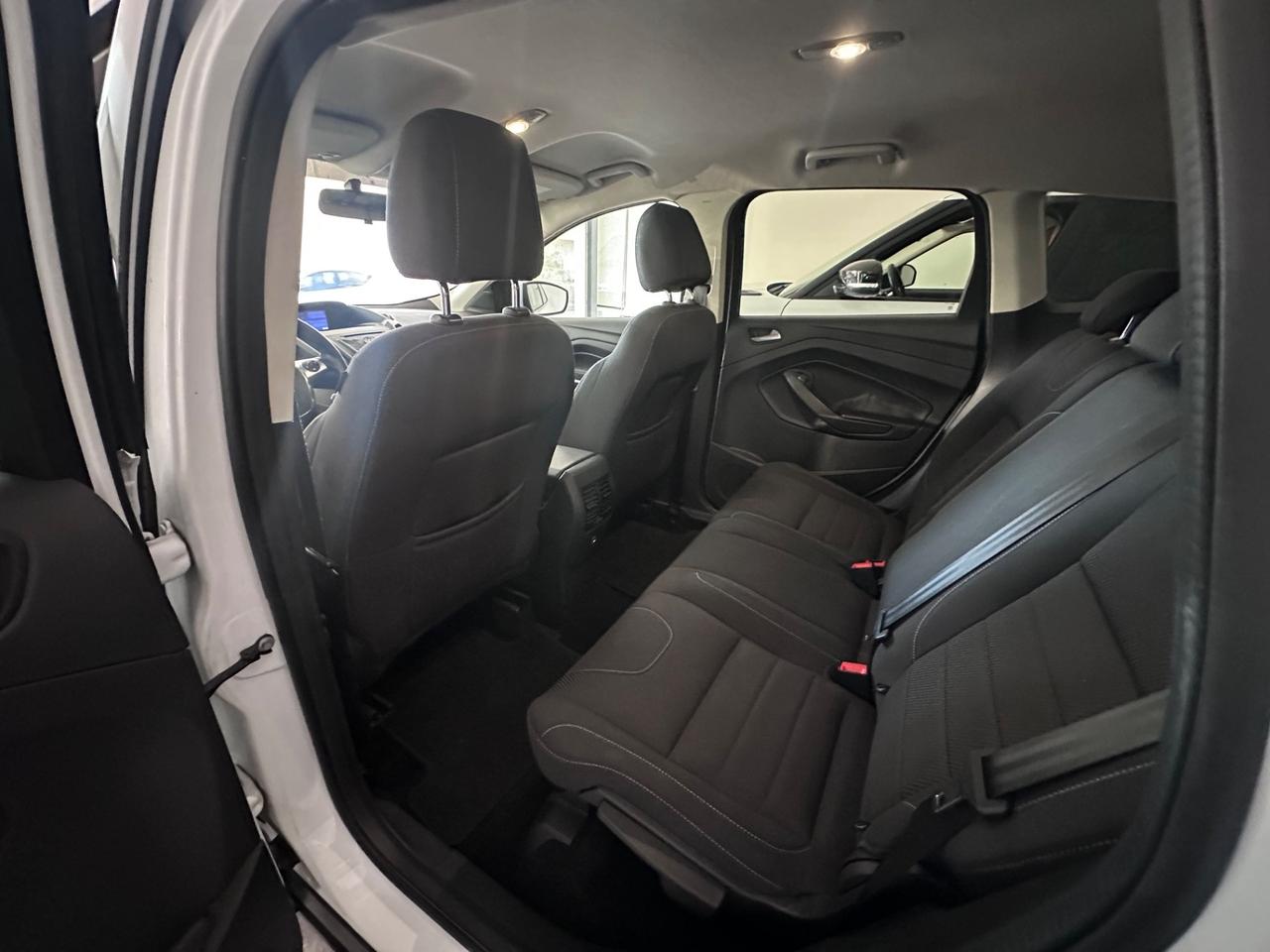 Ford Kuga 2.0 TDCI 140 CV 2WD