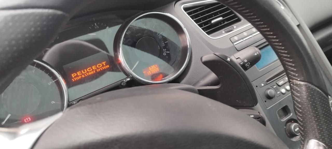 Peugeot 5008 1.6 e-HDi 115CV Stop&Start ETG6 Allure
