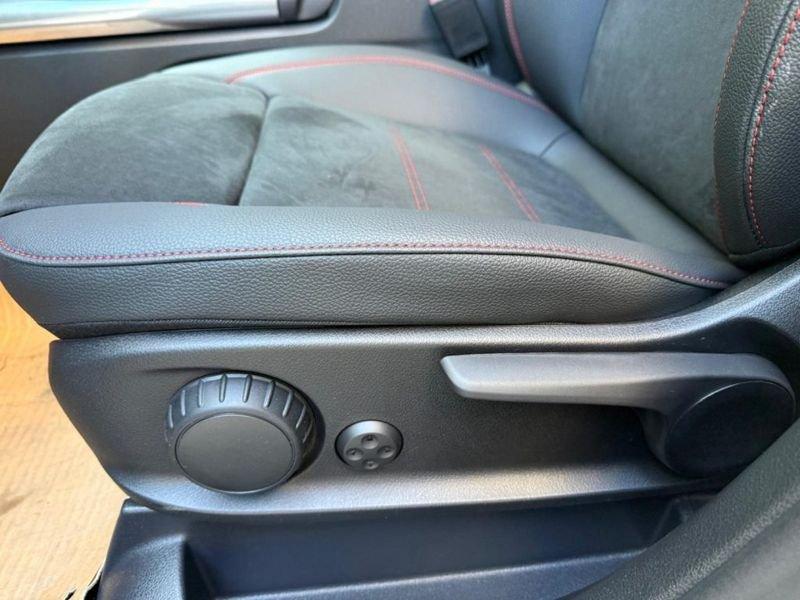 Mercedes-Benz GLA 180 Automatic AMG Line Premium