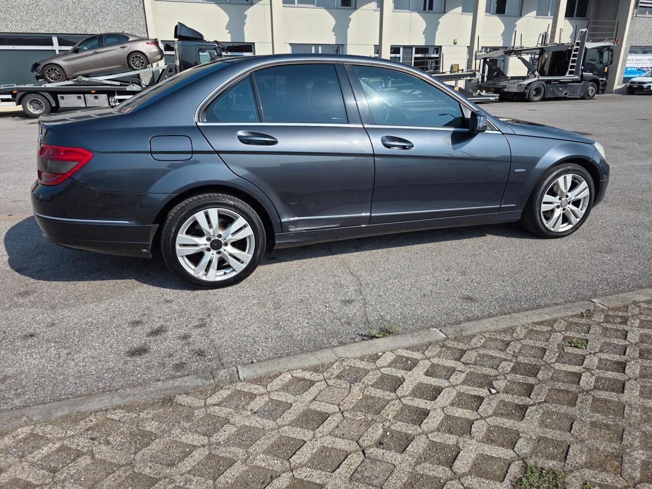 Mercedes-benz C 220 MERCEDES C220 DIESEL AUTOMATICO