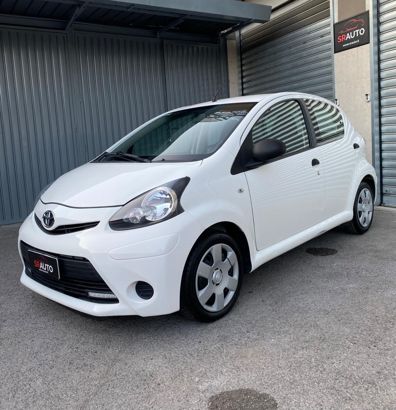 Toyota Aygo 1.0 12V VVT-i 68cv 5p. Lounge Connect