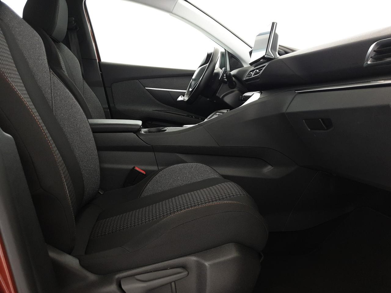 Peugeot 5008 1.5 bluehdi active business s&s 130cv eat8