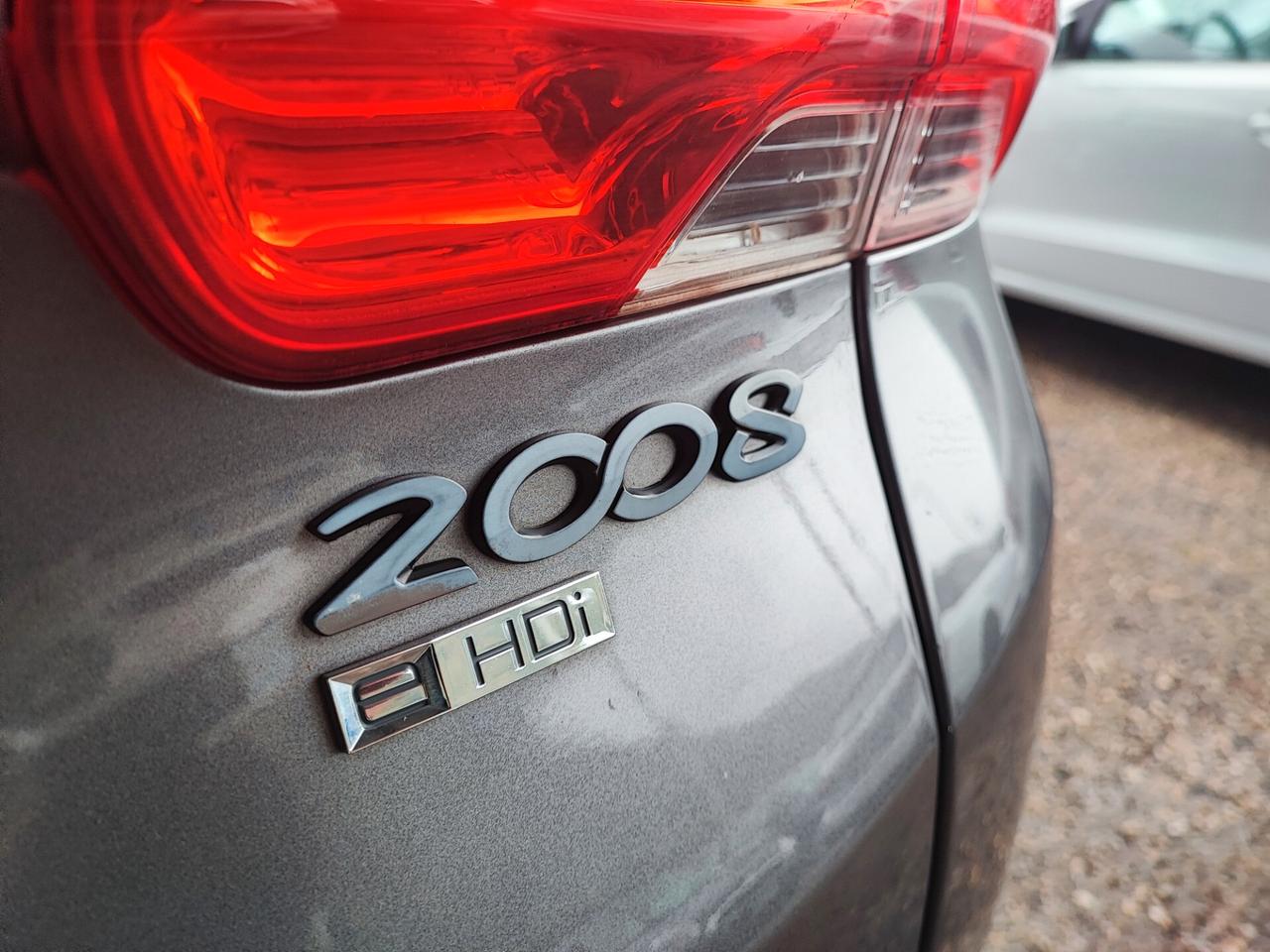 Peugeot 2008 1.6 e-HDi 92 CV Stop&Start Active