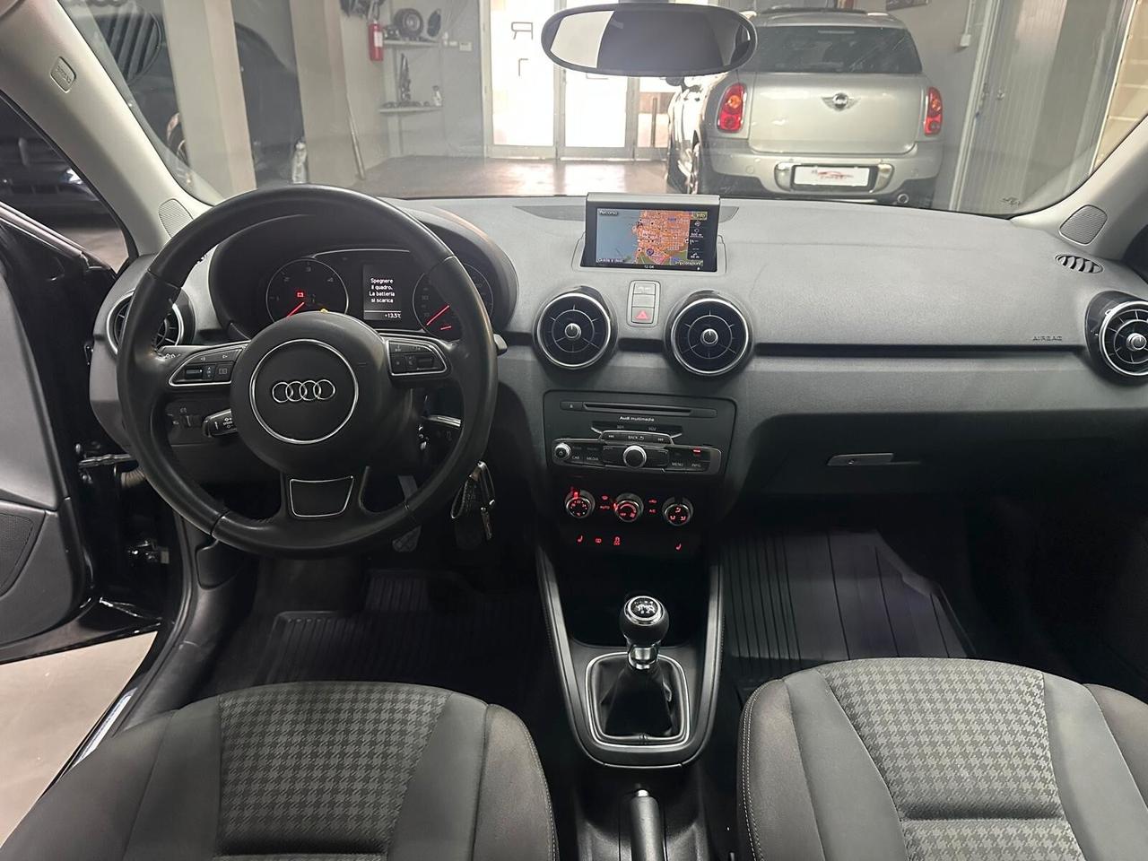 Audi A1 1.6 TDI S line edition plus