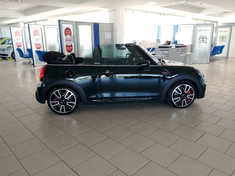 MINI Mini Cabrio (F57) Mini 2.0 John Cooper Works JCW Cabrio
